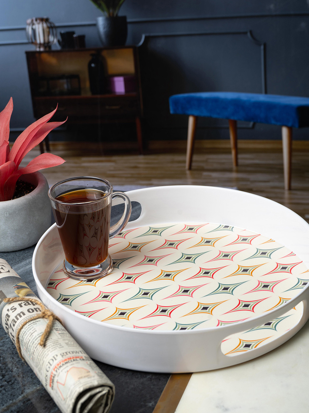 GOODHOMES White & Pink Printed Melamine Round Serving Tray