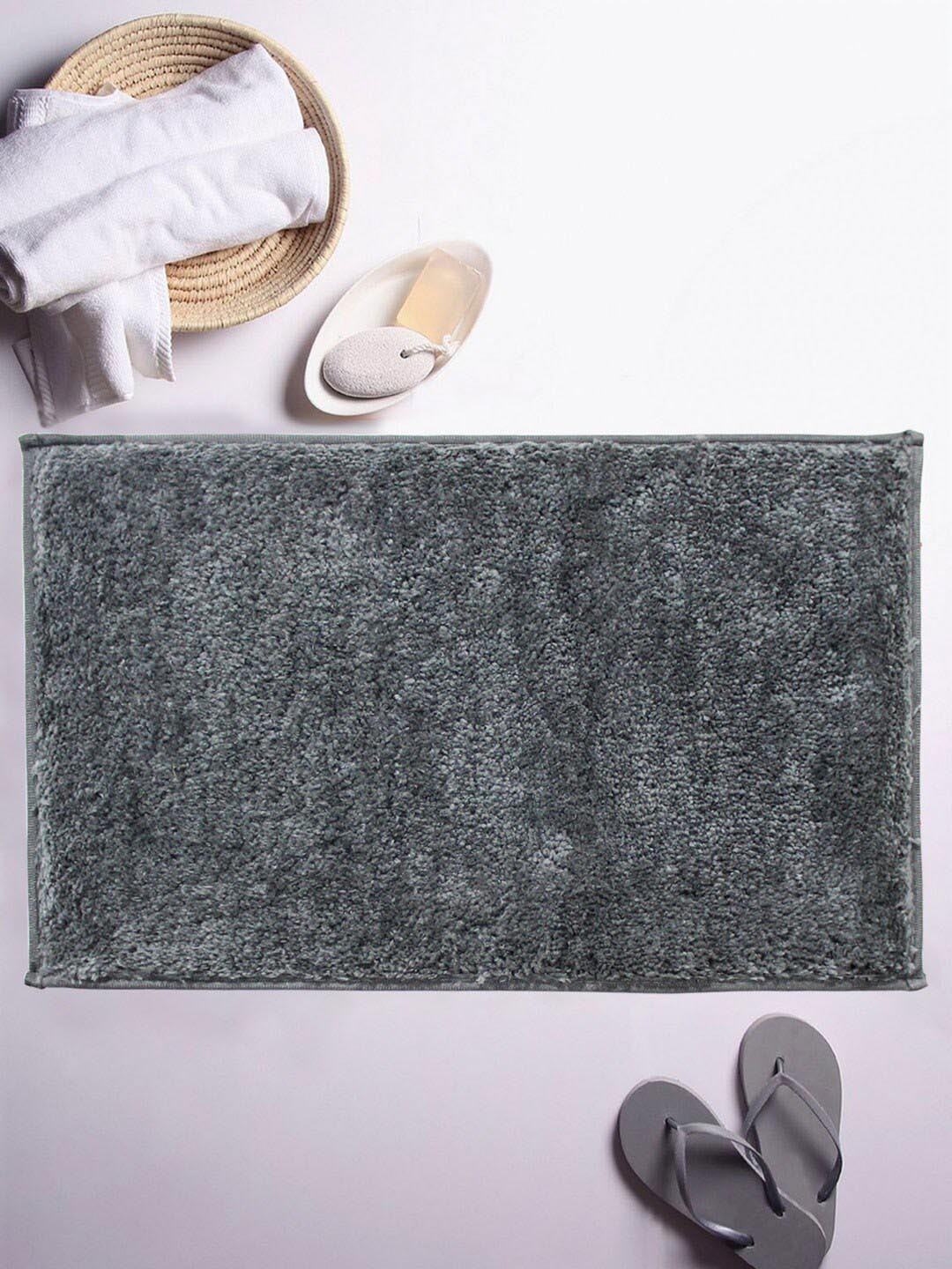 LUXEHOME INTERNATIONAL Grey Solid Bath Rug