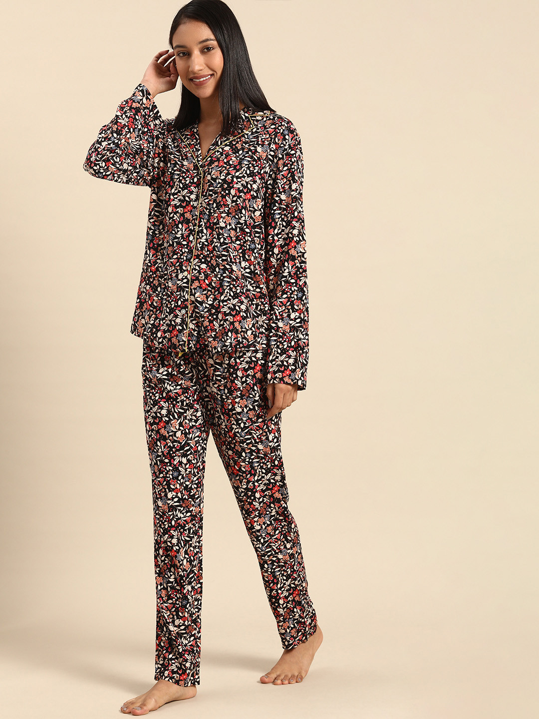 Triumph Lounge-Me Series Boyfriend Print Soft Pyjama Set