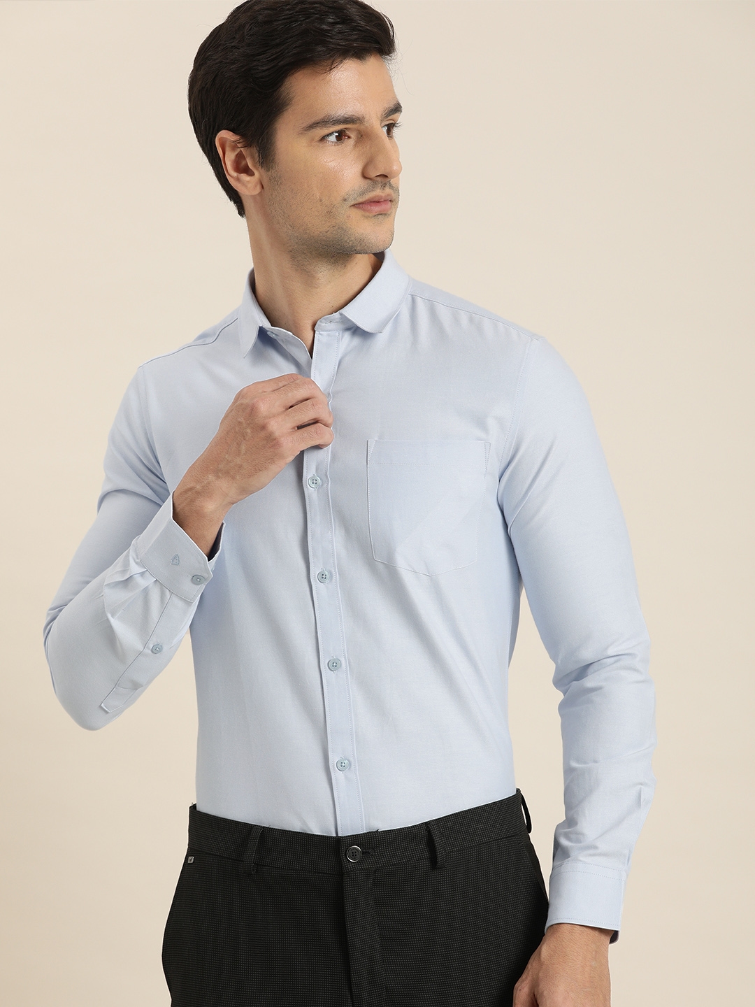 INVICTUS Men Light Blue Slim Fit Solid Formal Shirt