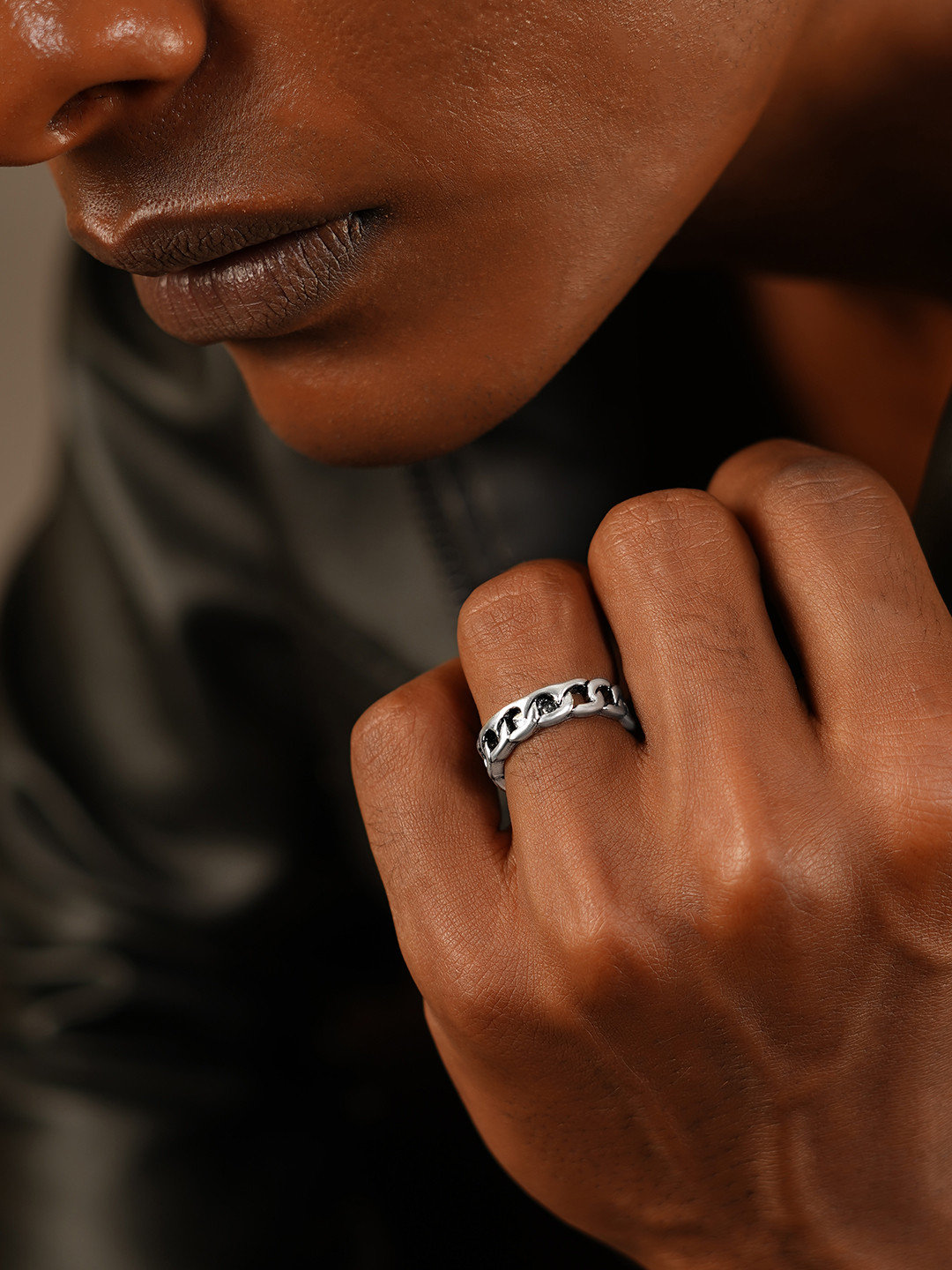 Roadster Silver-Plated Chain Texture Oxidised Adjustable Finger Ring