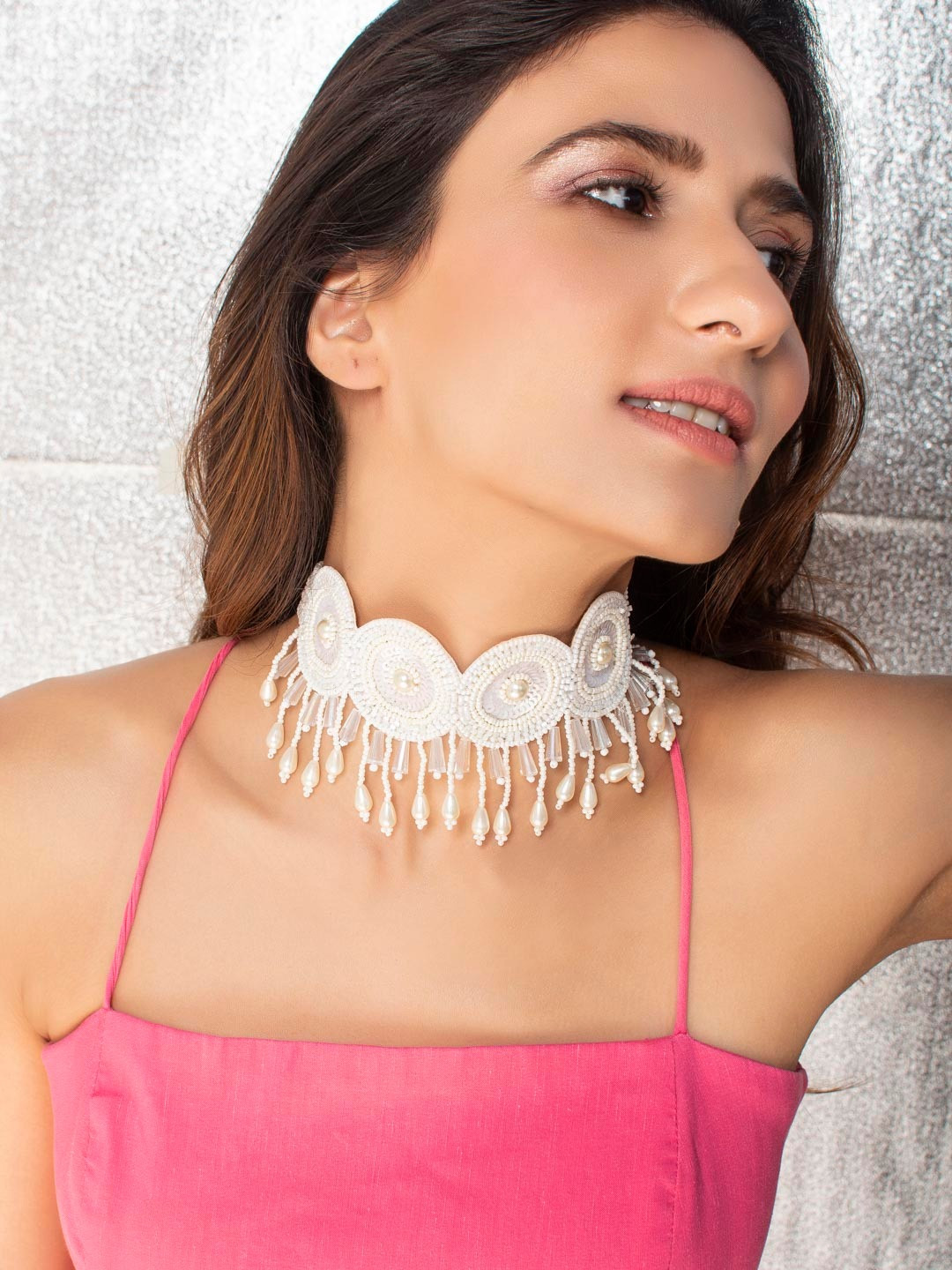 Fida White Pearl Beaded Choker Necklace