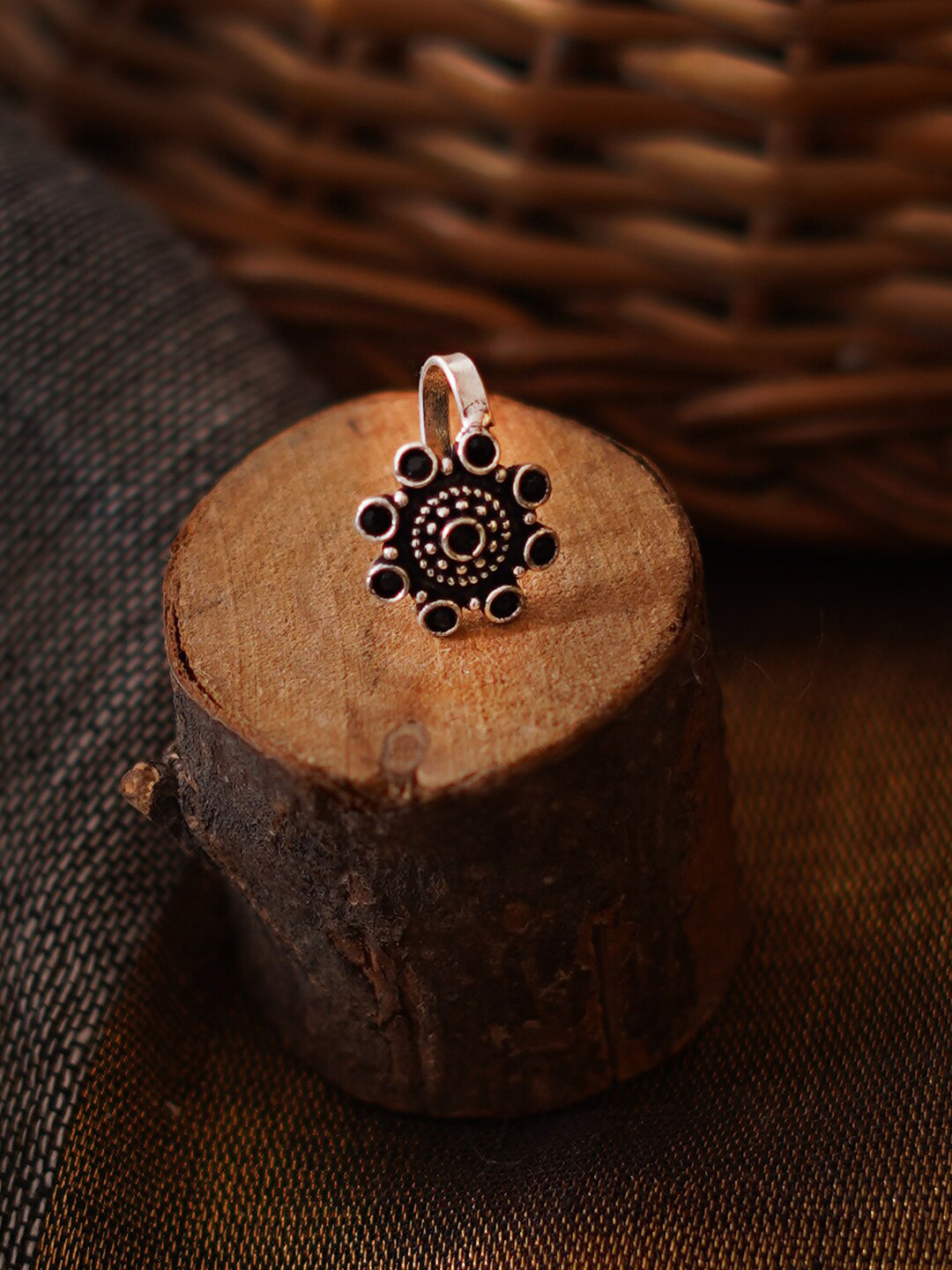 TEEJH Oxidised Silver-Plated & Black Stone-Studded Aagamya Stud Nose Pin