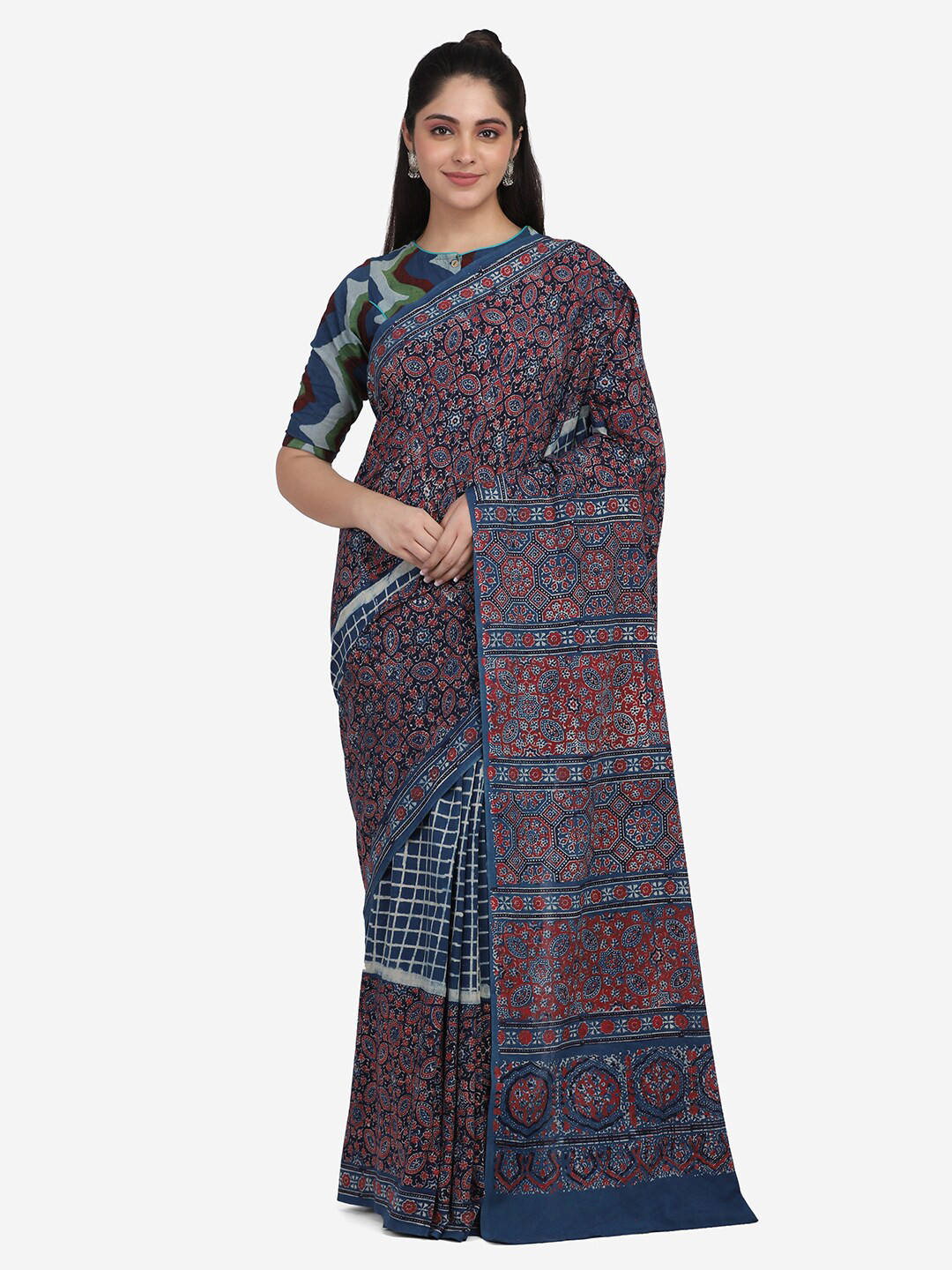 THE WEAVE TRAVELLER Blue & Red Pure Cotton Block Print Saree