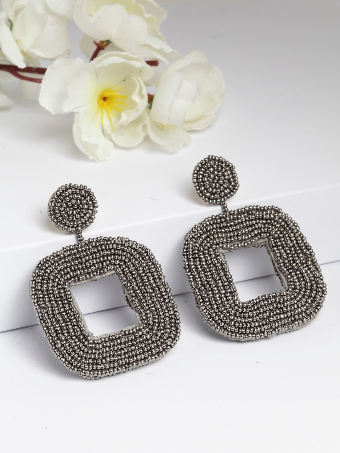 AVANT-GARDE PARIS Silver-Toned Contemporary Drop Earrings