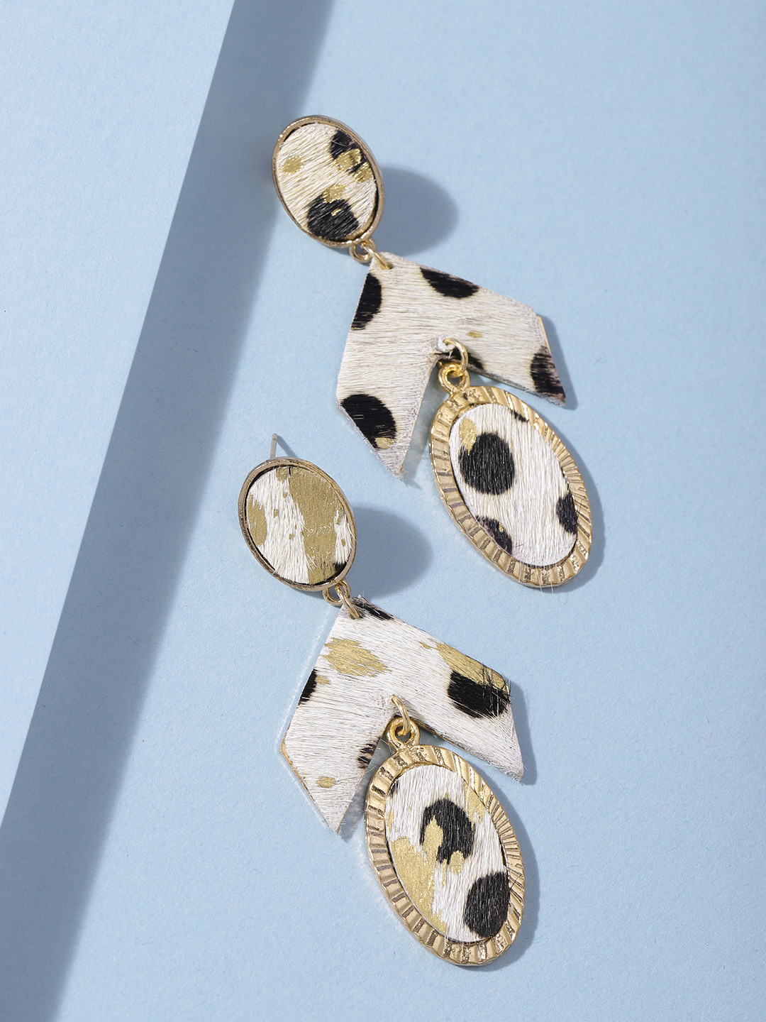 DEEBACO Beige & Rose Gold Leather Textured Geometric Drop Earrings