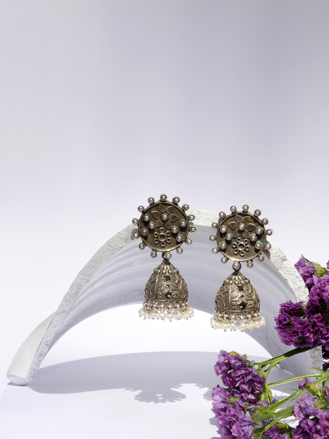 SANGEETA BOOCHRA Silver-Toned Contemporary Jhumkas Earrings