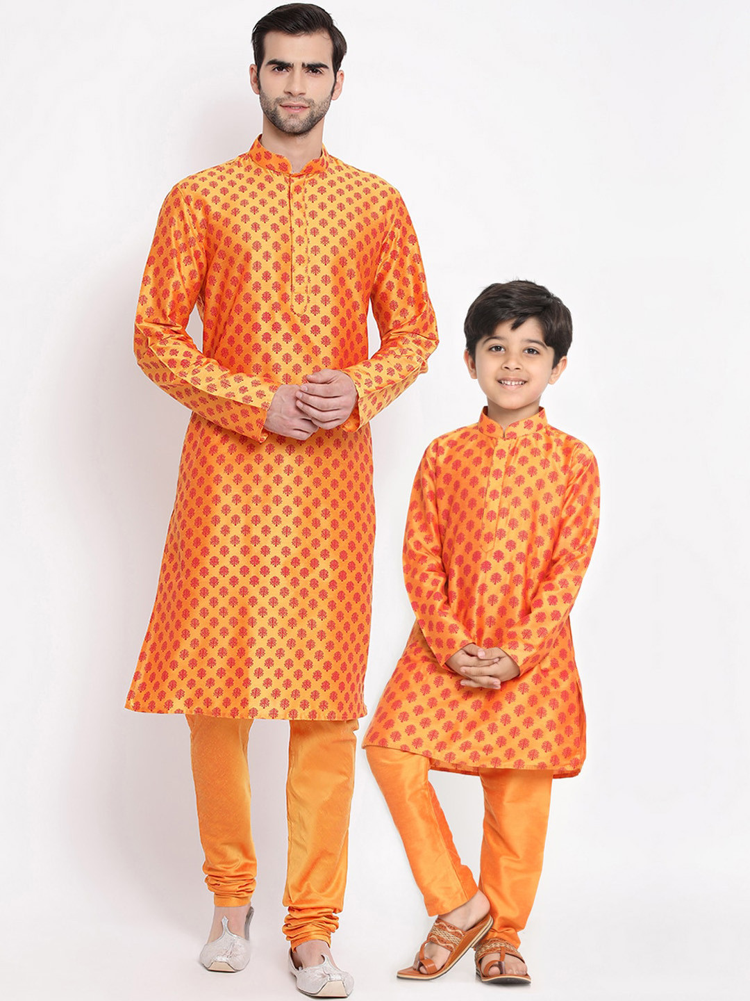 VASTRAMAY Boys Orange & Red Printed Regular Kurta with Pyjamas