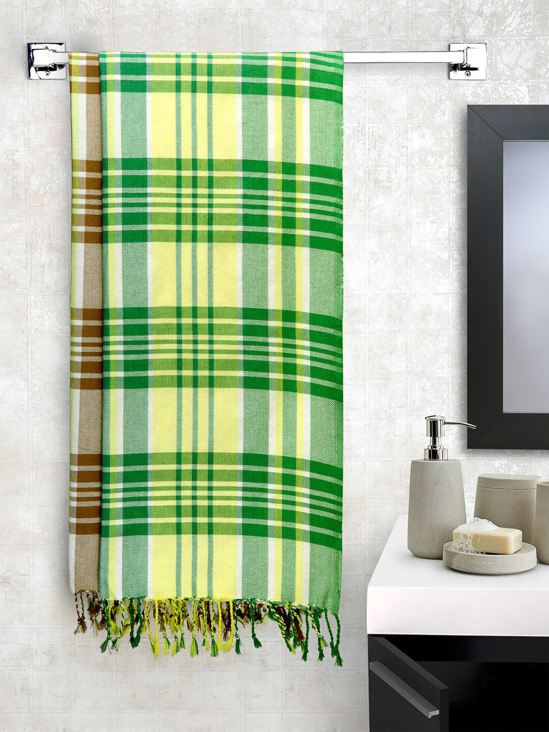 Arrabi Unisex Set Of 2 Green & Yellow & Brown Striped Cotton Bath Towels