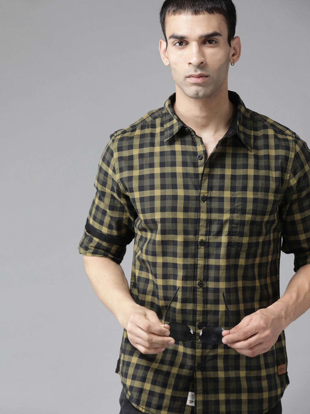 Roadster Men Olive Green & Khakhi Pure Cotton Checked Sustainable Casual Shirt
