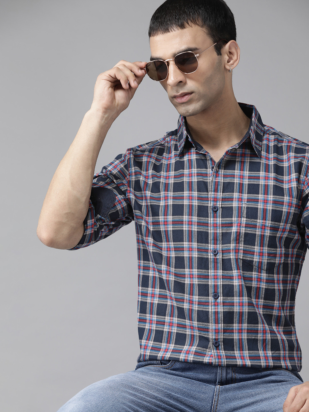 Roadster Men Navy Blue & Red  Cotton Tartan Checks Casual Shirt