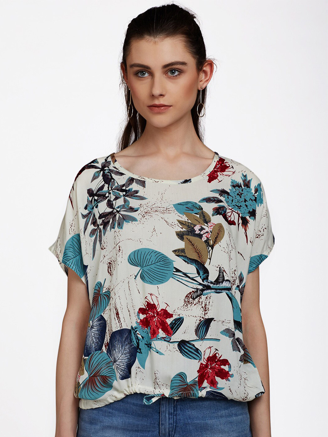 Berrylush White Floral Crepe Boxy Top