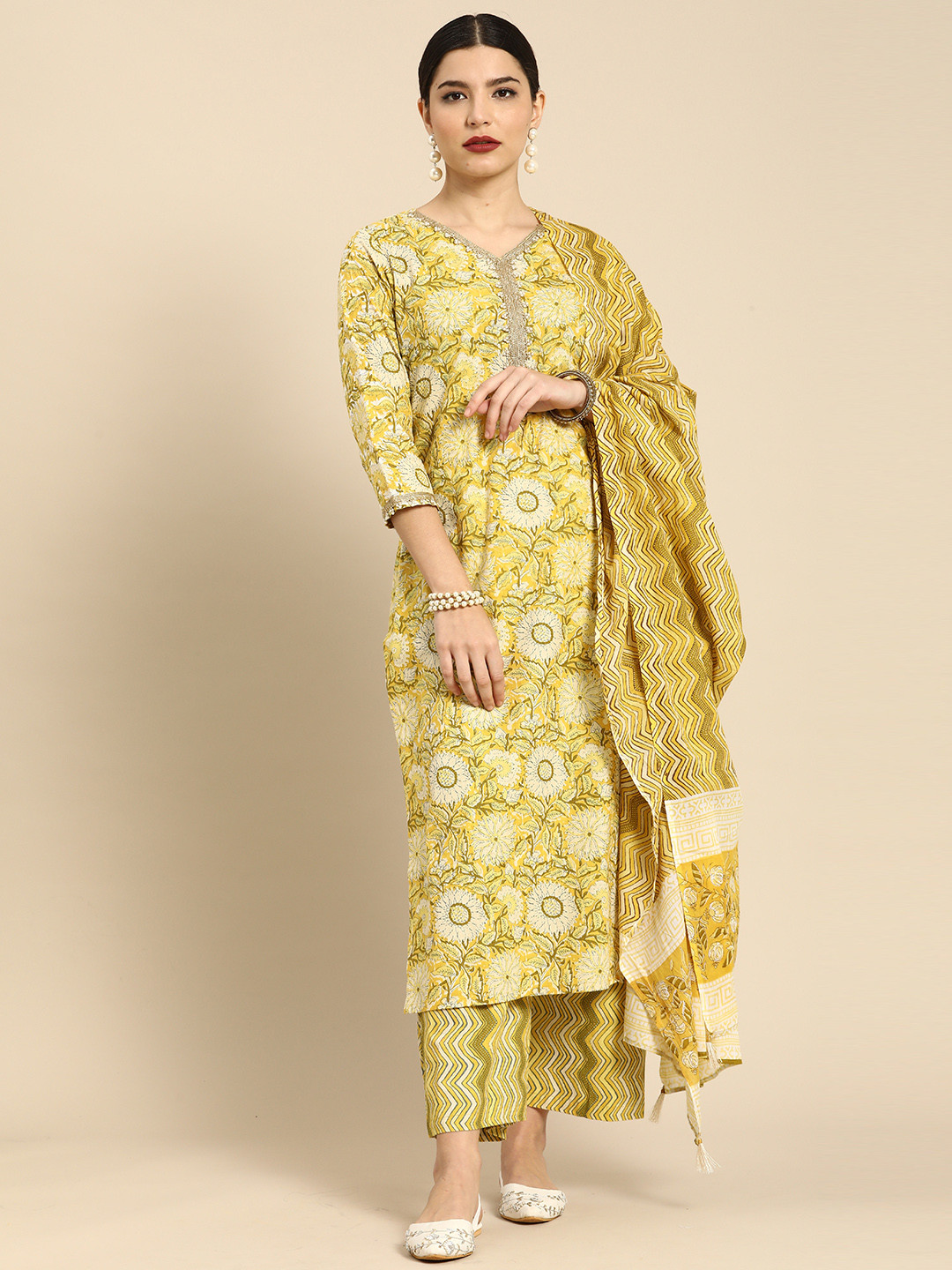 Anouk Women Yellow Floral Printed Regular Beads and Stones Pure Cotton Kurta Set