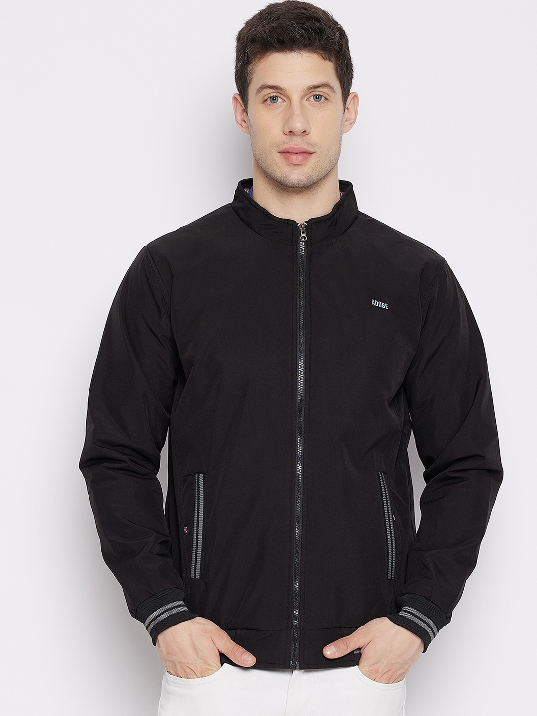 Adobe Men Black Solid Lightweight Full Sleeve Quilted Jacket