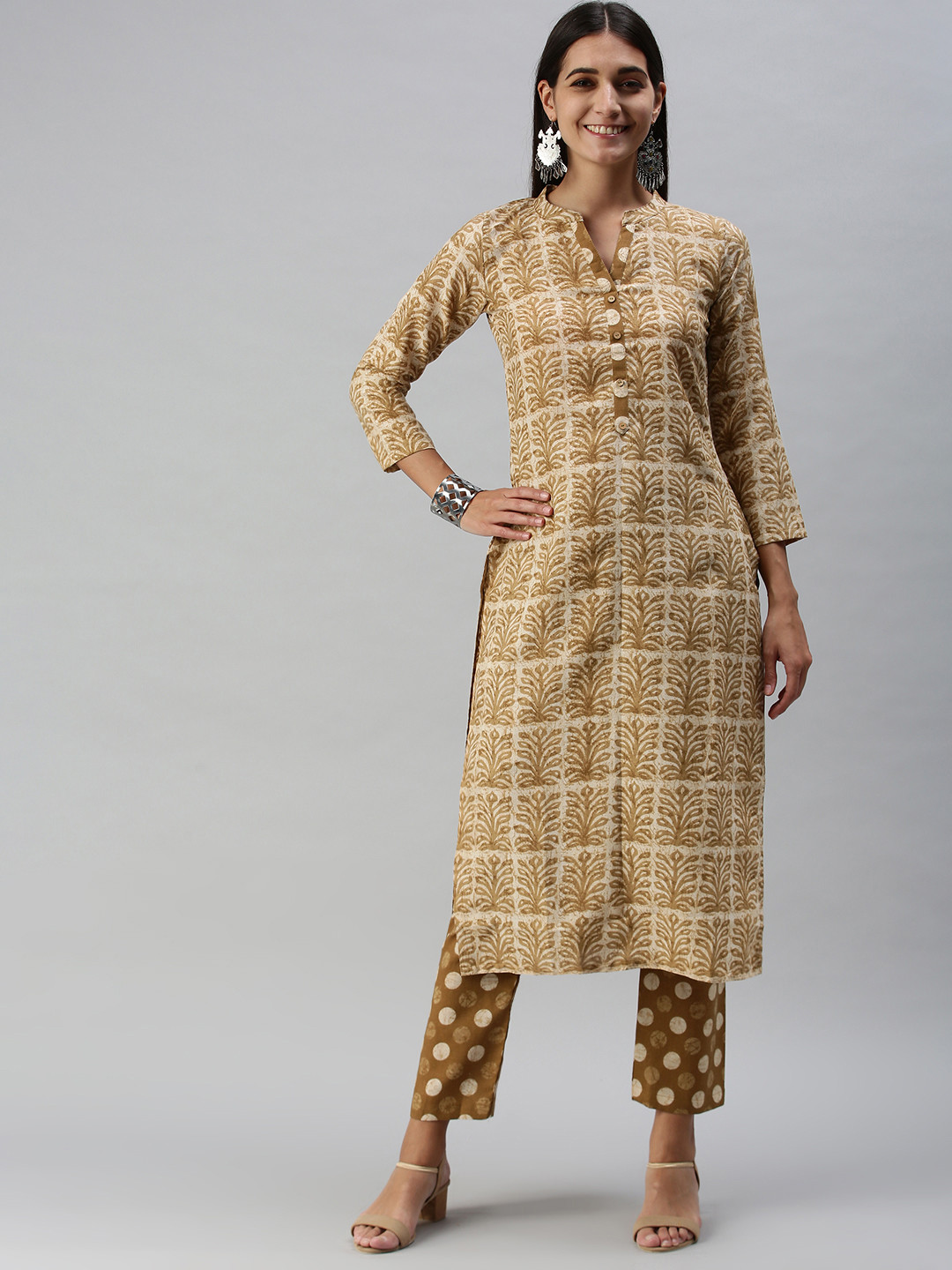 SheWill Women Olive Green Ethnic Motifs Printed Regular Kurta with Trousers