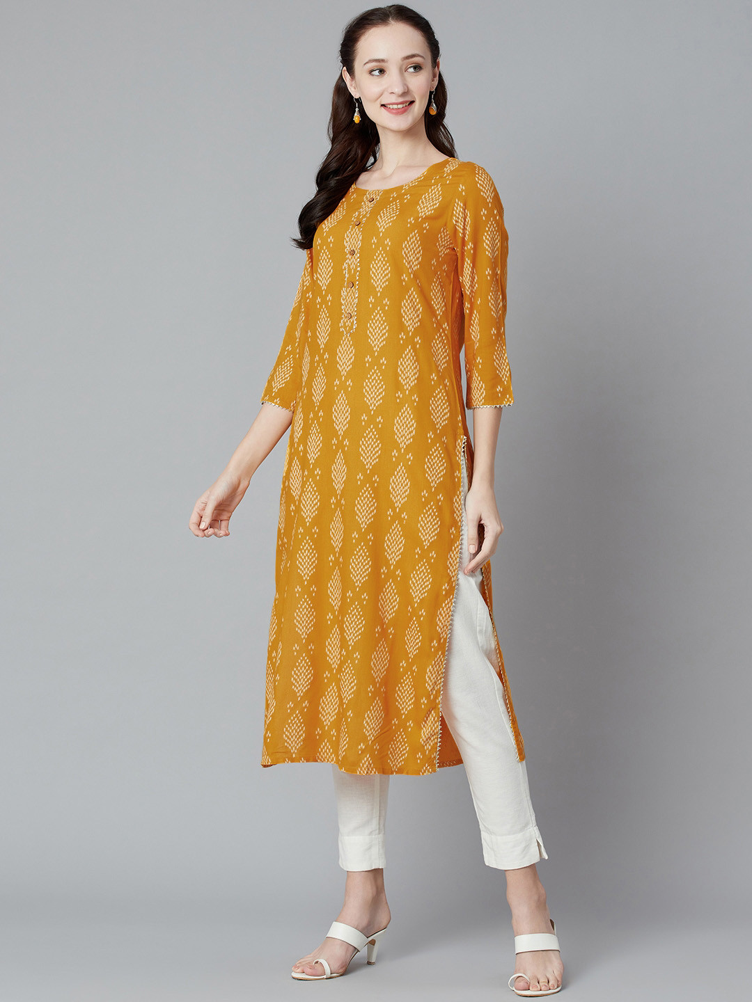 PIROH Women Mustard Yellow Ikat Printed Straight Kurta
