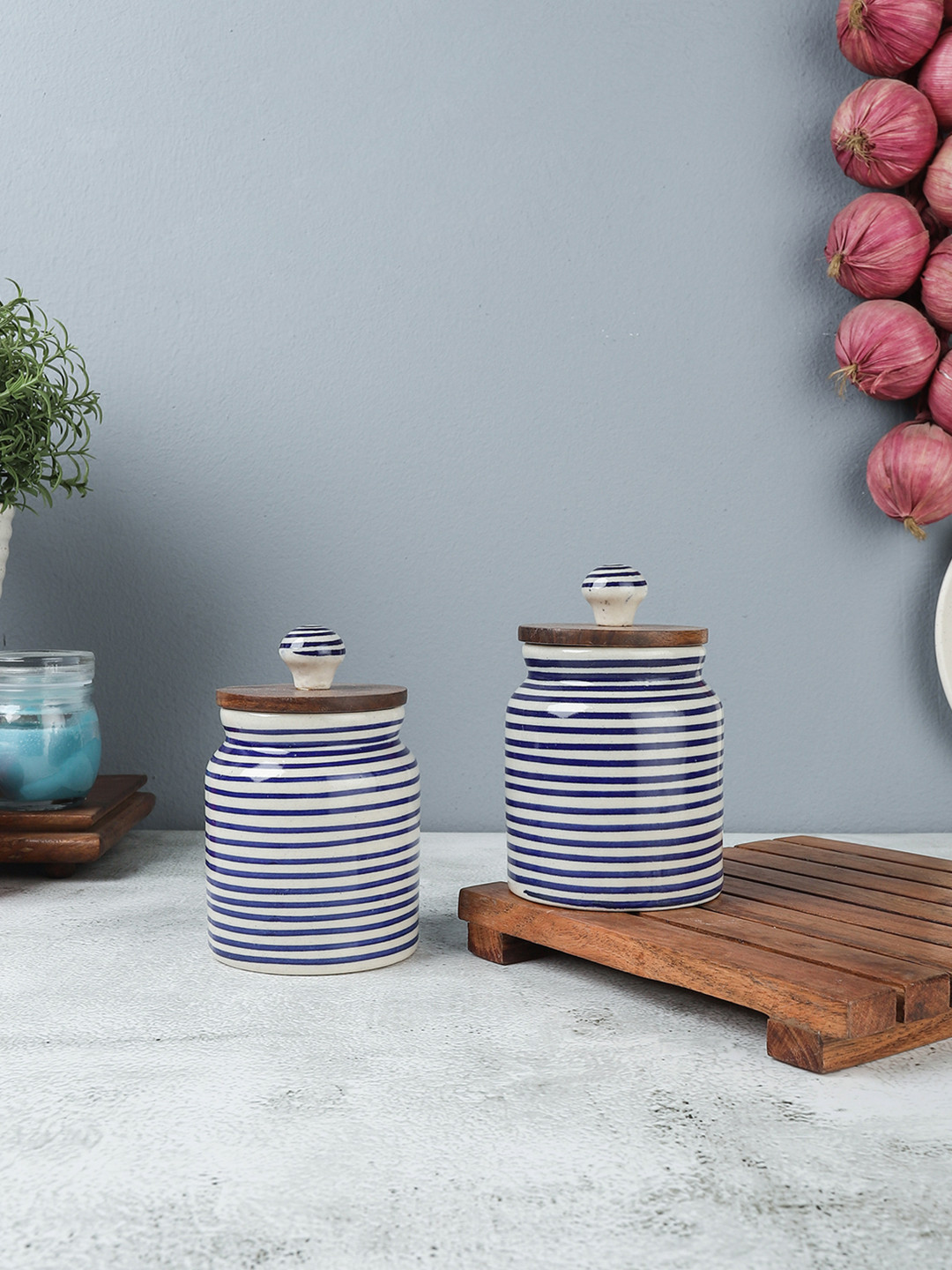 VarEesha Set Of 2 Blue & White Spiral Handcrafted Ceramic Jars