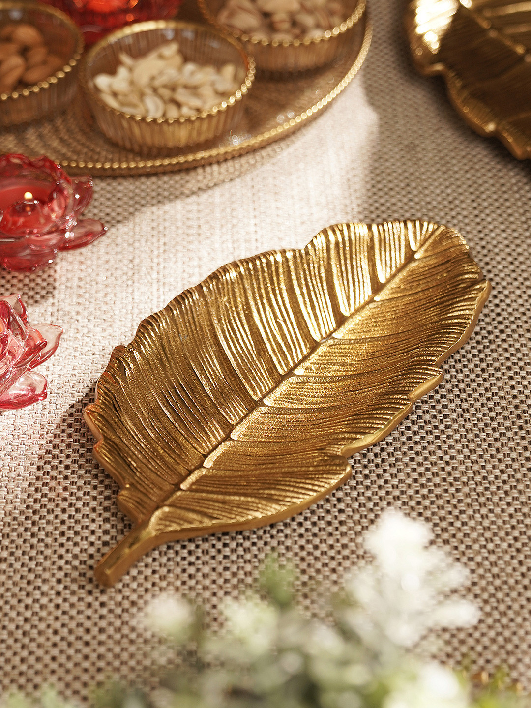Pure Home and Living Gold-Toned Small Malabar Leaf Platter
