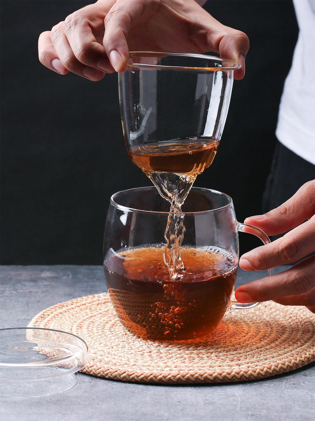 Bigsmall Transparent Solid Glass Glossy Double Walled Cup with Tea Strainer