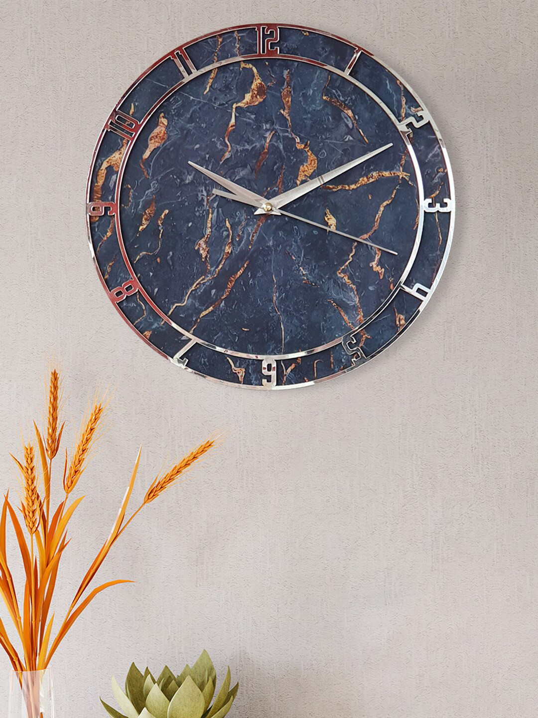 Art Street Blue & Silver-Toned Printed Marble Finish Round Vintage Wall Clock