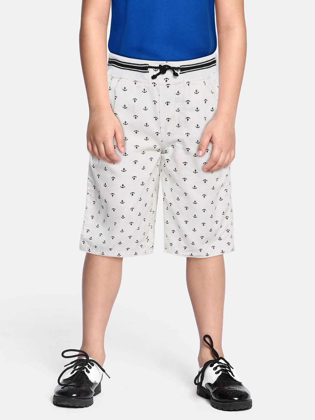 ADBUCKS Boys White Anchor Printed Relaxed Easy Wash Chambray 3/4th Trousers