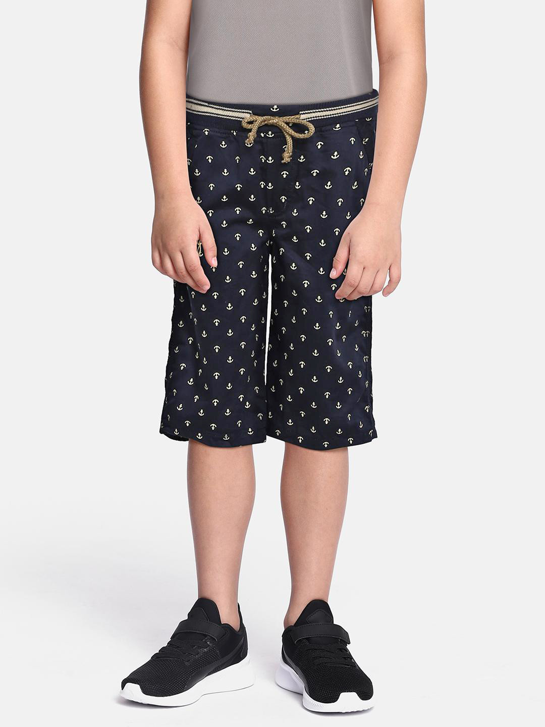 ADBUCKS Boys Blue Printed Relaxed Easy Wash 3/4th Chambray Trousers