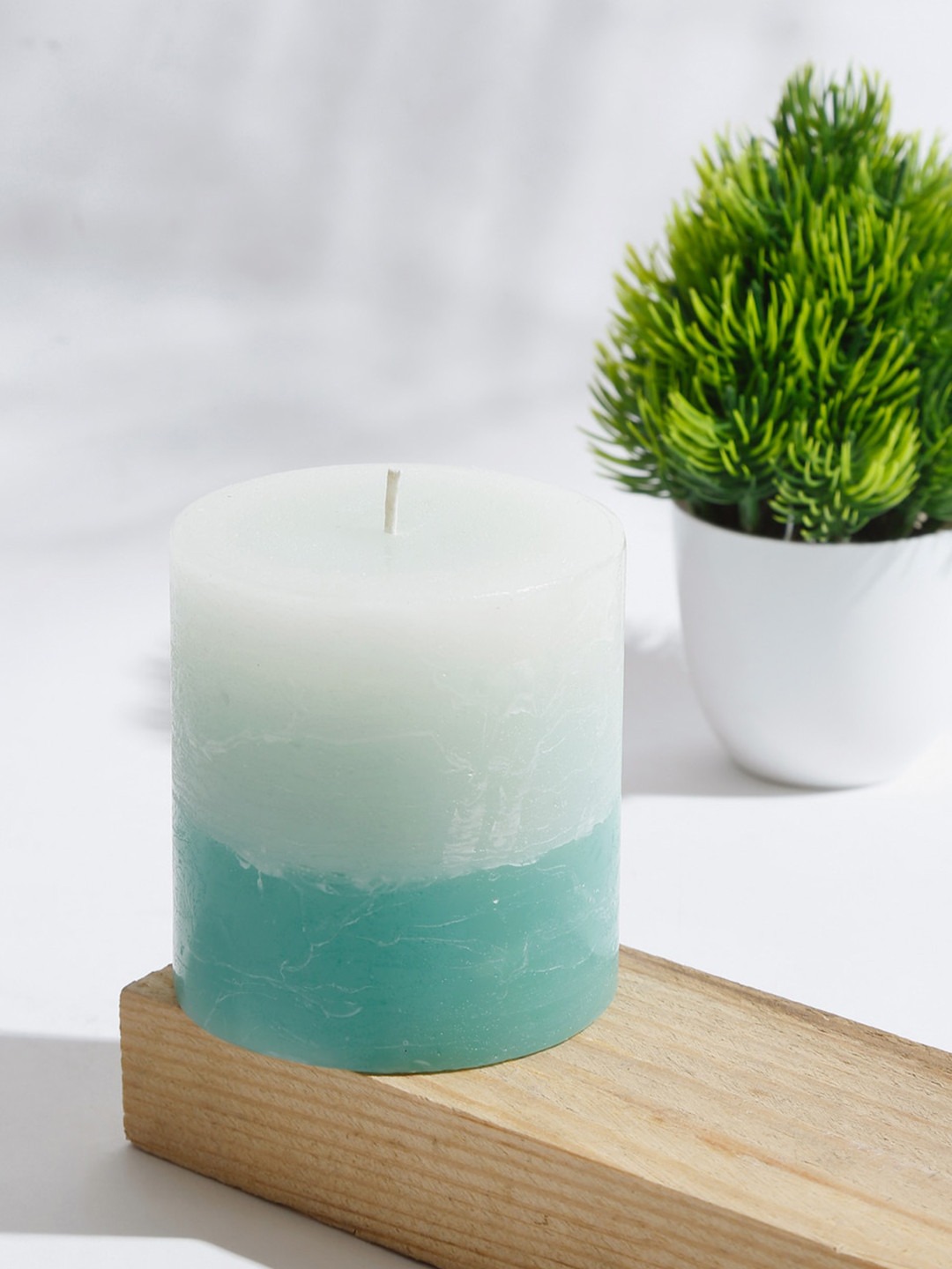 Fabindia Aagralam Khus HD CAF 1 Wick Scented Solid Geometric Regular Pillar Candles