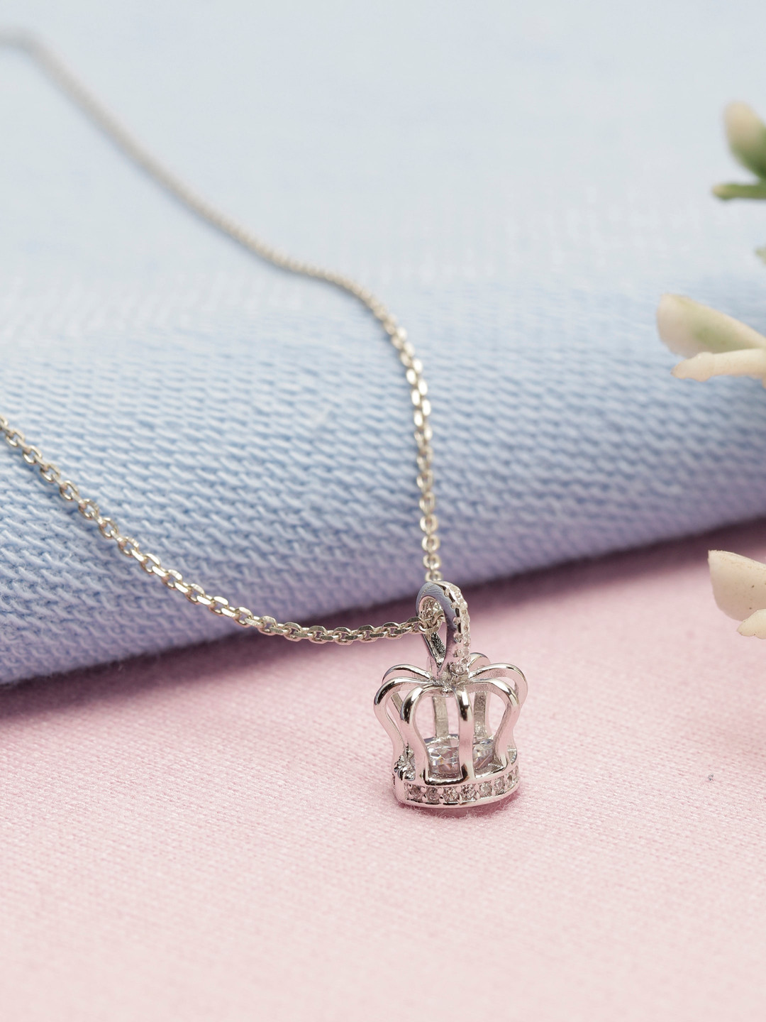 GIVA 925 Sterling Silver Zircon Queen's Crown Pendant with Link Chain