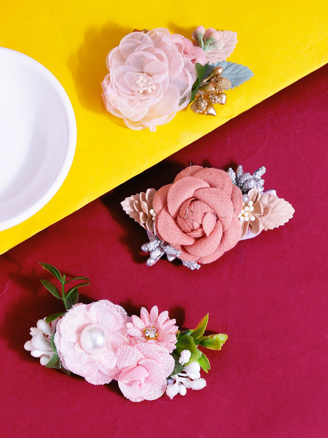 Yellow Chimes Girls Set of 3 Multicolored Floral Embellished  Hair Clips