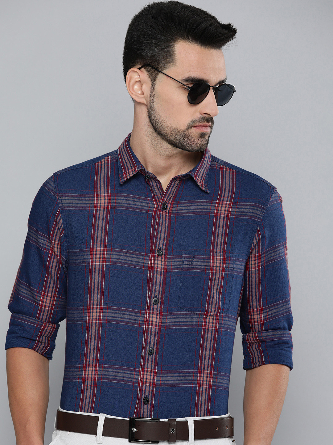 Indian Terrain Men Blue & Red Slim Fit Checked Pure Cotton Formal Shirt