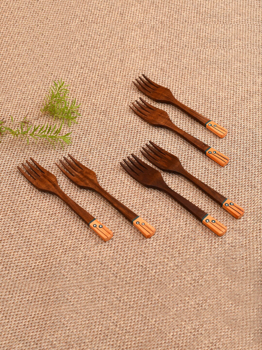 AAKRITI ART CREATIONS Brown Set Of 6 Handcrafted Wooden Fork
