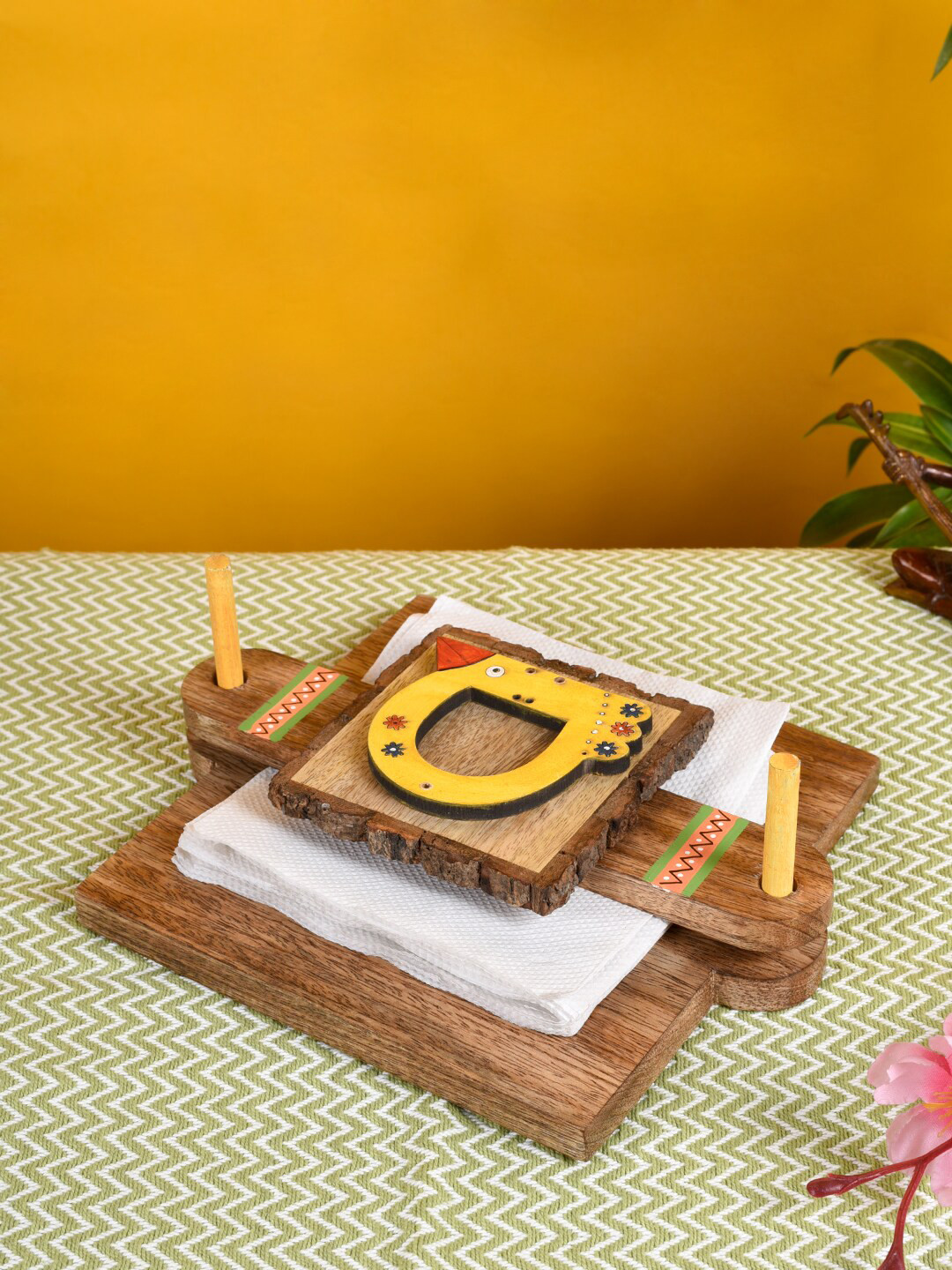 AAKRITI ART CREATIONS Handcrafted Tissue Holder