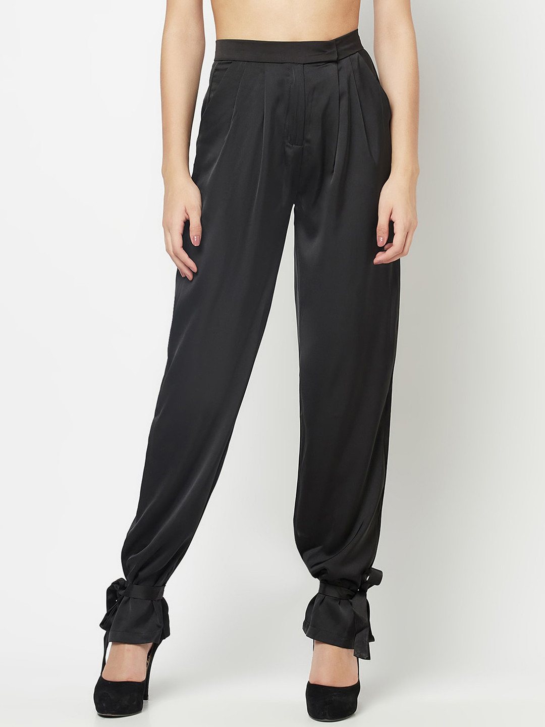 iki chic Women Black Loose Fit Pleated High Waist Trousers