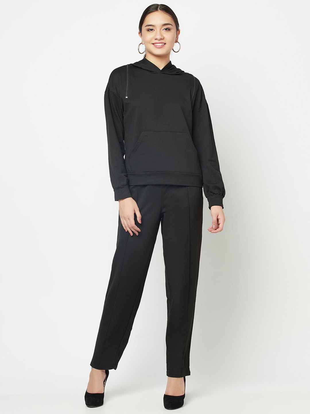 iki chic Women Black Solid Cut Out Hoodie Top & Trousers