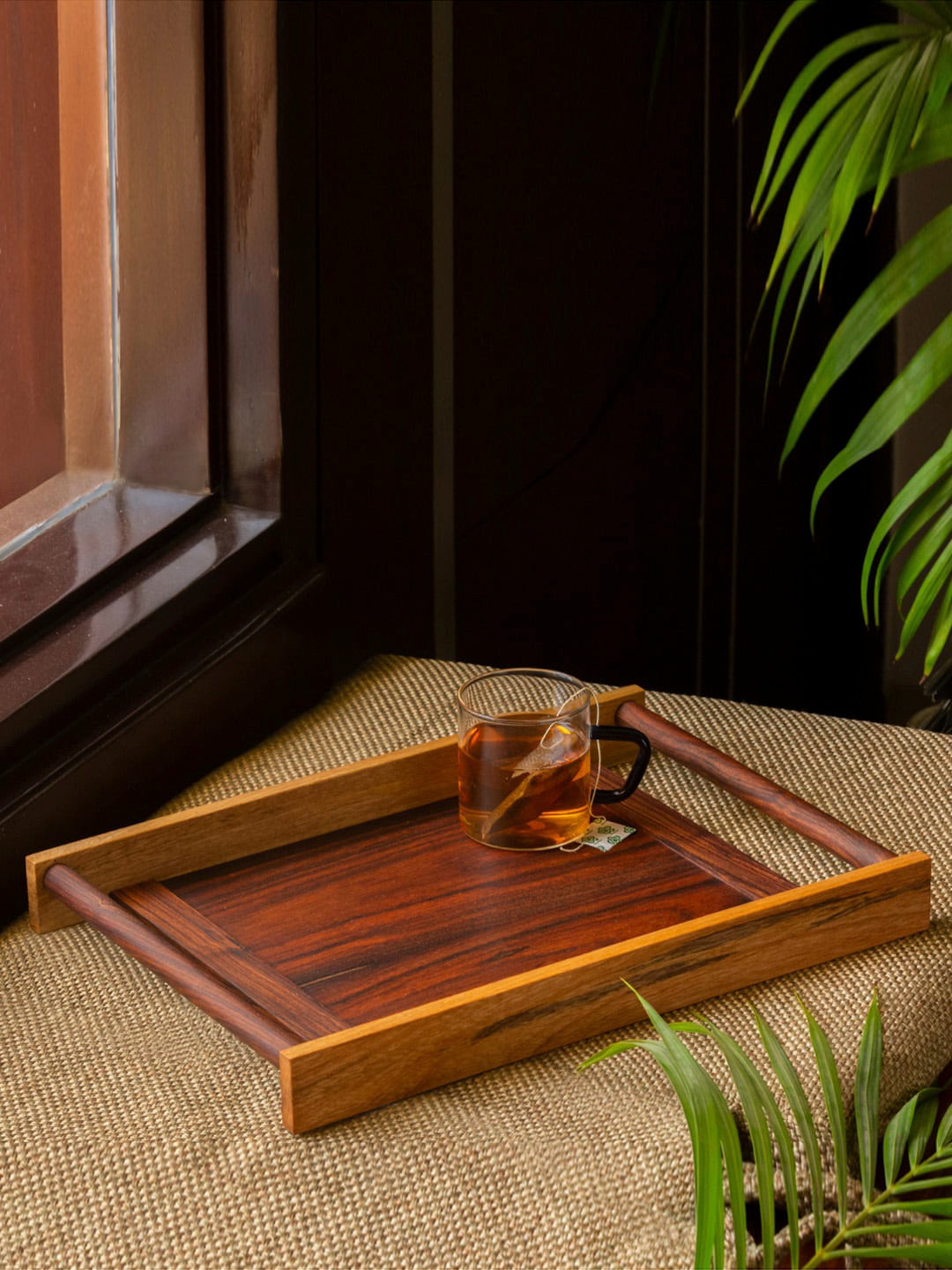 ExclusiveLane Brown Solid Handcrafted Wooden Serving Tray
