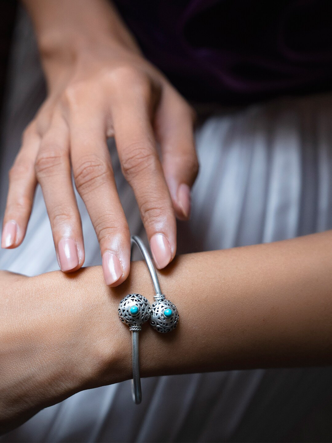 SHAYA Women Silver-Toned Silver Kada Bracelet