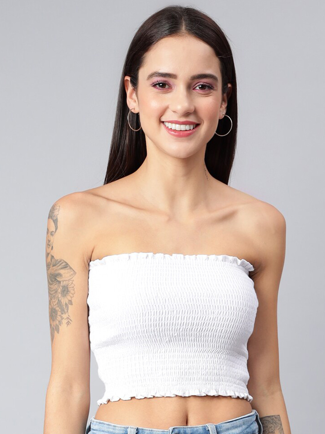 FINSBURY LONDON Woman White Smocked Tube Crop Top