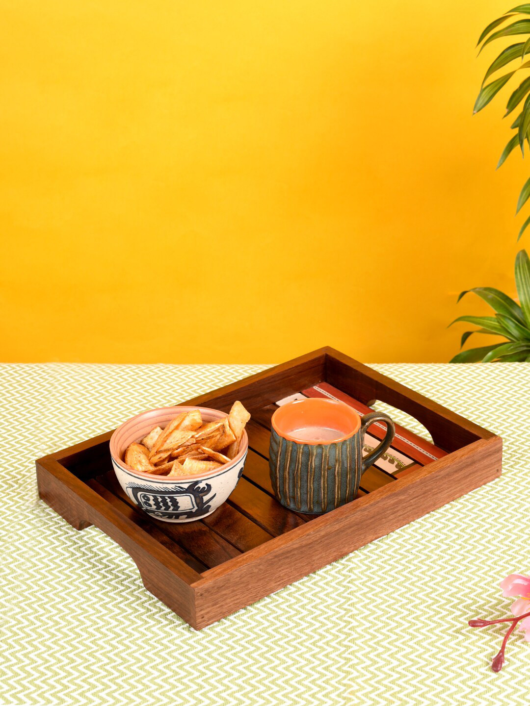 AAKRITI ART CREATIONS Set Of 2 Brown & Orange Flower Pattern Handcrafted Trays