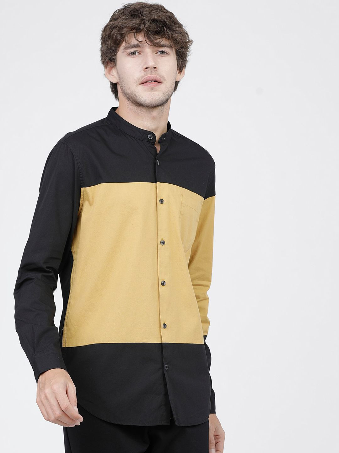 HIGHLANDER Men Black Slim Fit Opaque Colourblocked Casual Shirt