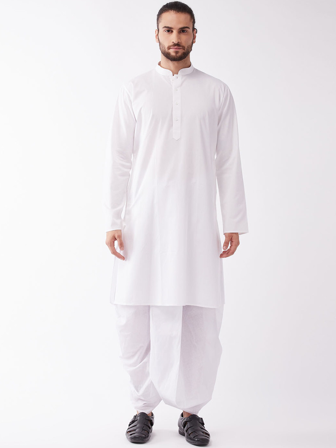 VASTRAMAY Men White Kurta with Dhoti Pants