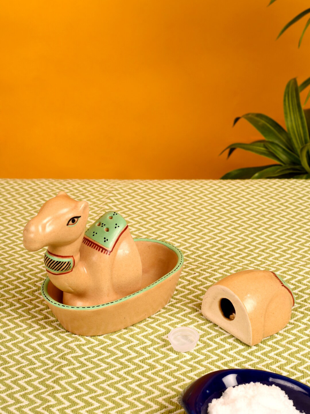 AAKRITI ART CREATIONS Brown & Green Ceramic Salt & Pepper Dispenser