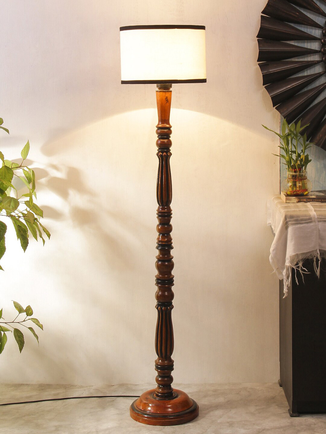 Devansh White & Black Traditional Wood Floor Lamp With Cotton Cylindrical Shade