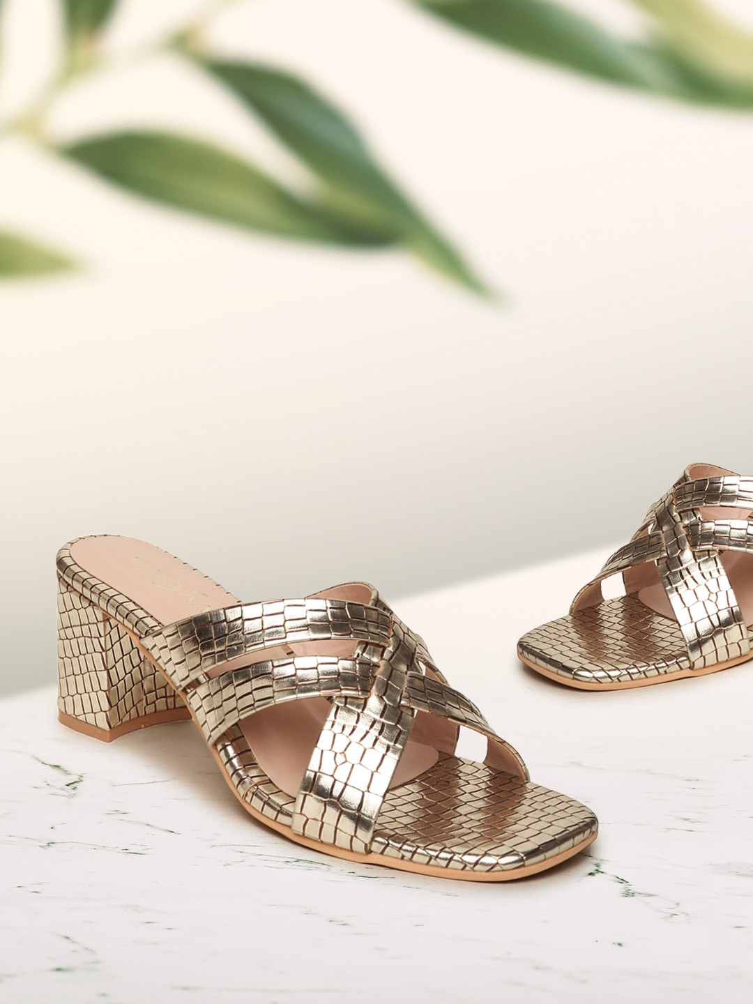 VALIOSAA Gold-Toned Textured Block Sandals