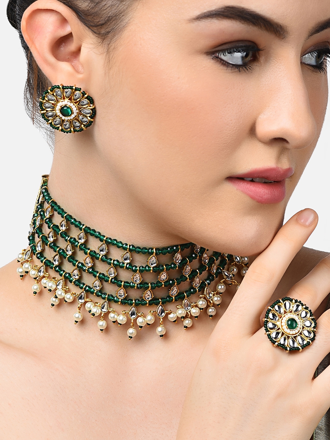 Zaveri Pearls Gold Plated & Green Alloy Gold Plated Kundan Studded & Beaded Jewellery Set - Jewellery Set for Women 15550136 | Myntra