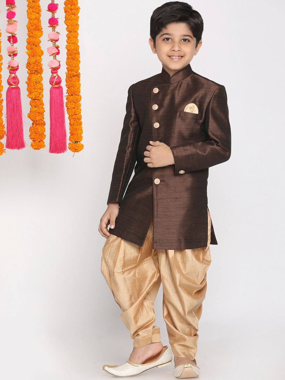 VASTRAMAY Boys Coffee Brown & Gold-Coloured Solid Slim-Fit Jute Cotton Sherwani Set