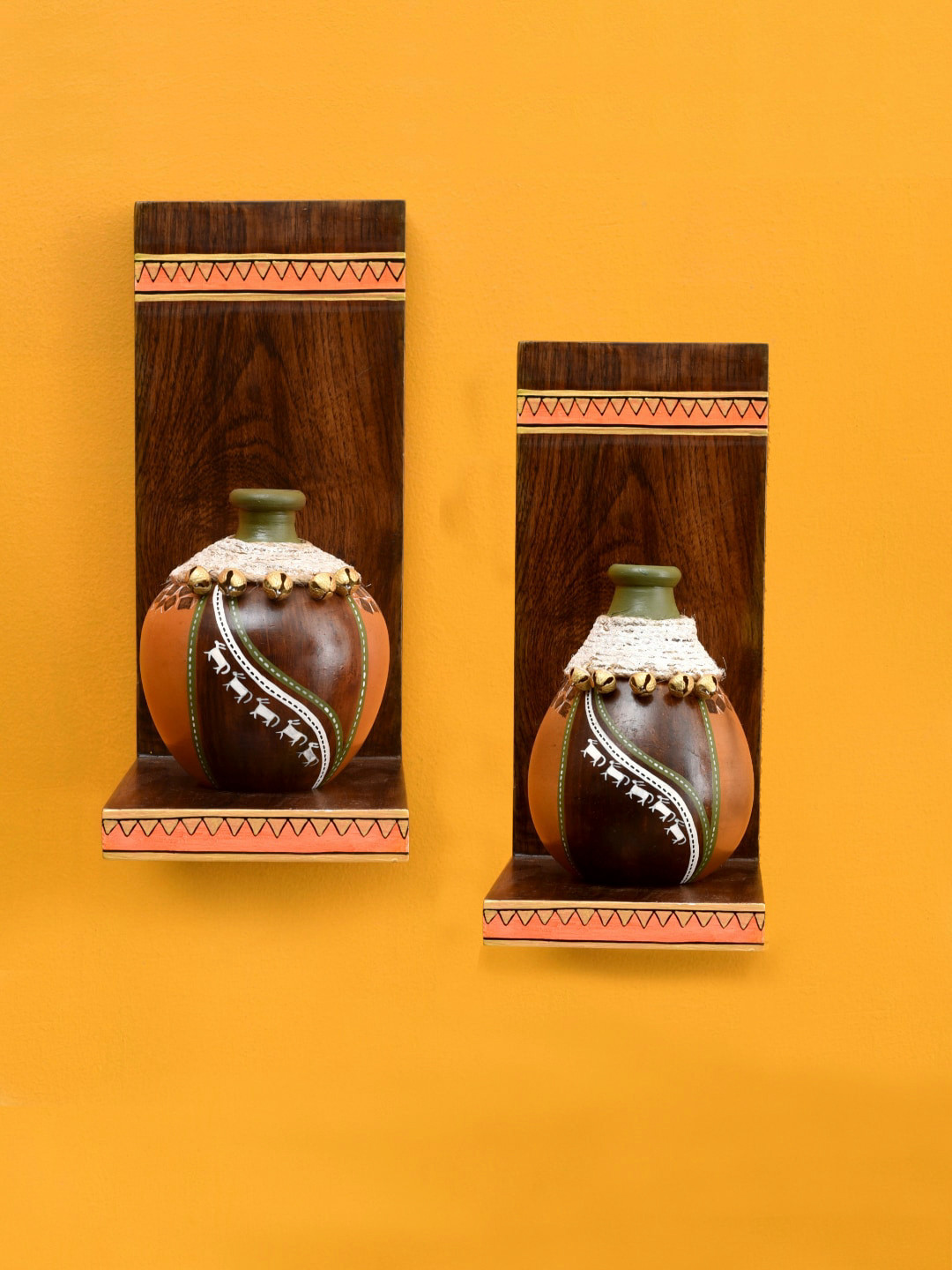 AAKRITI ART CREATIONS Coco Ceramic Ethnic Motifs Matte Hall 2Pcs Wall Hangings-10.9In