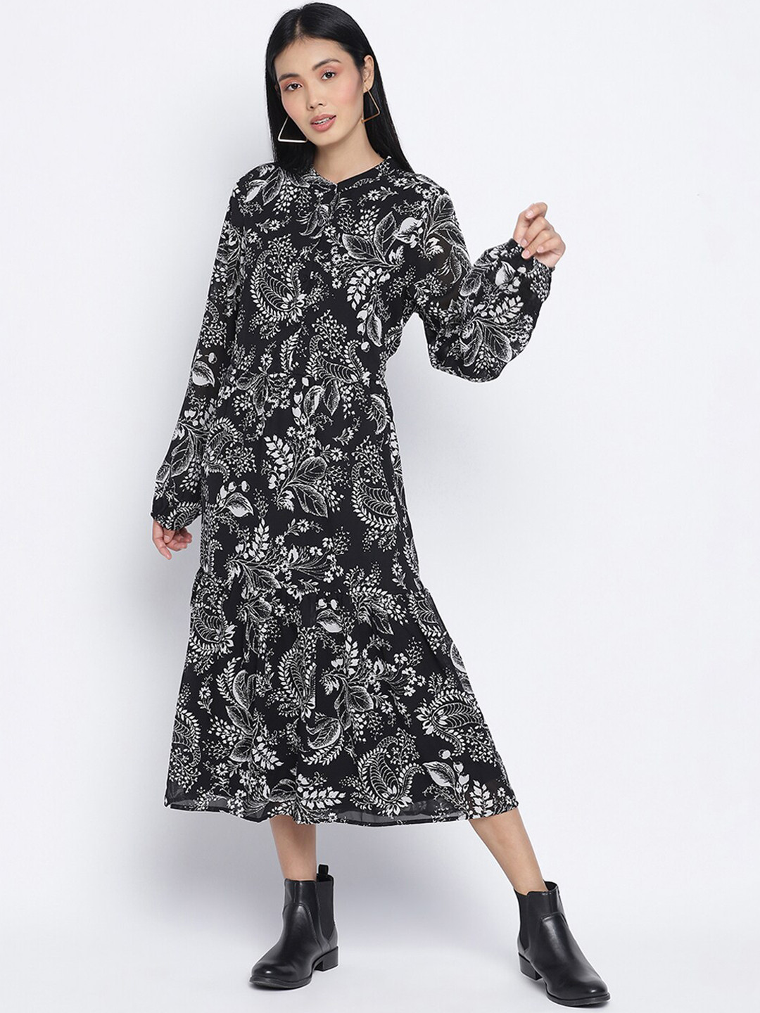 Oxolloxo Black & White Floral Satin Midi Dress