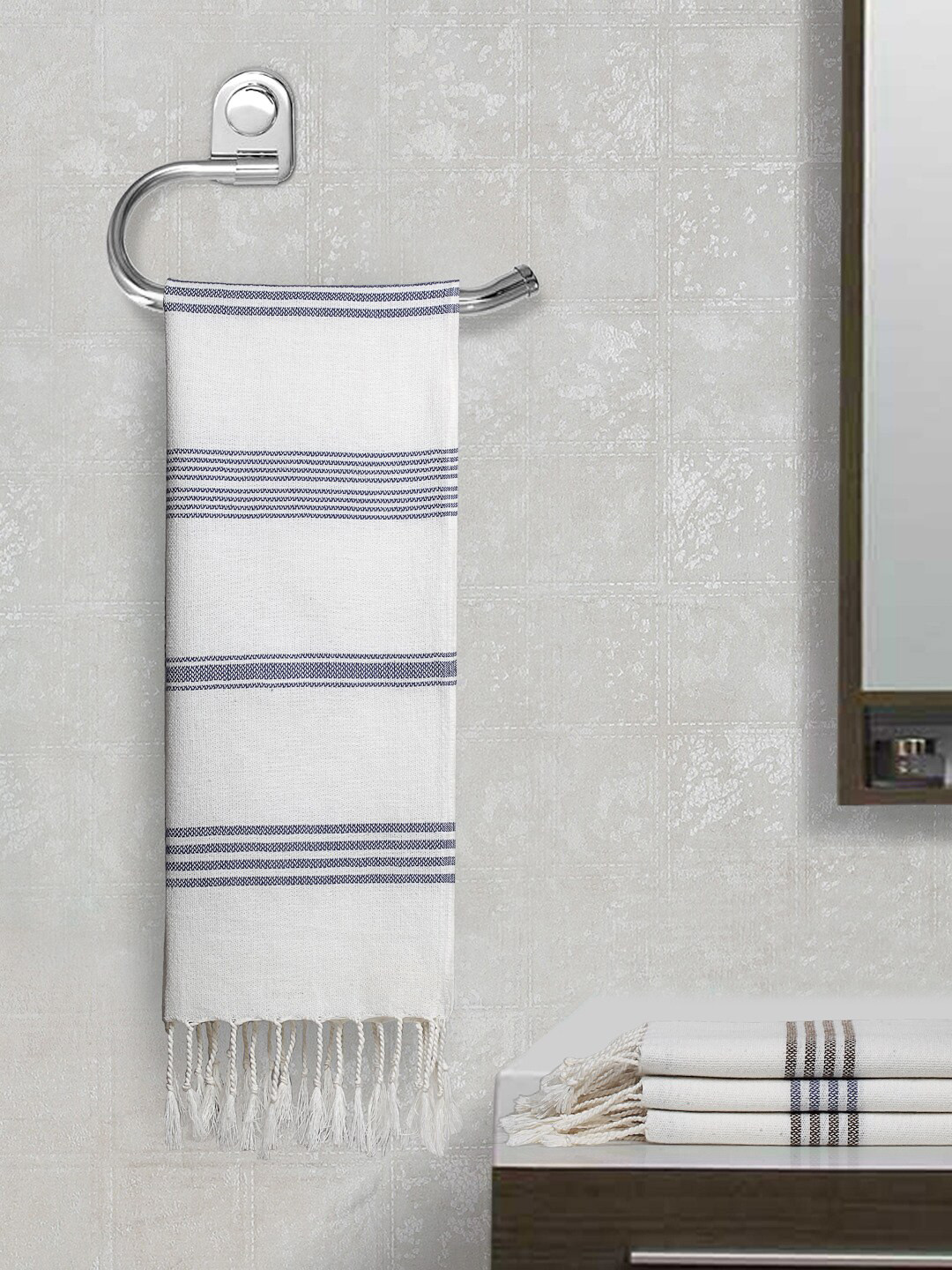 Arrabi Set Of 4 Striped 210 GSM Hand Towels