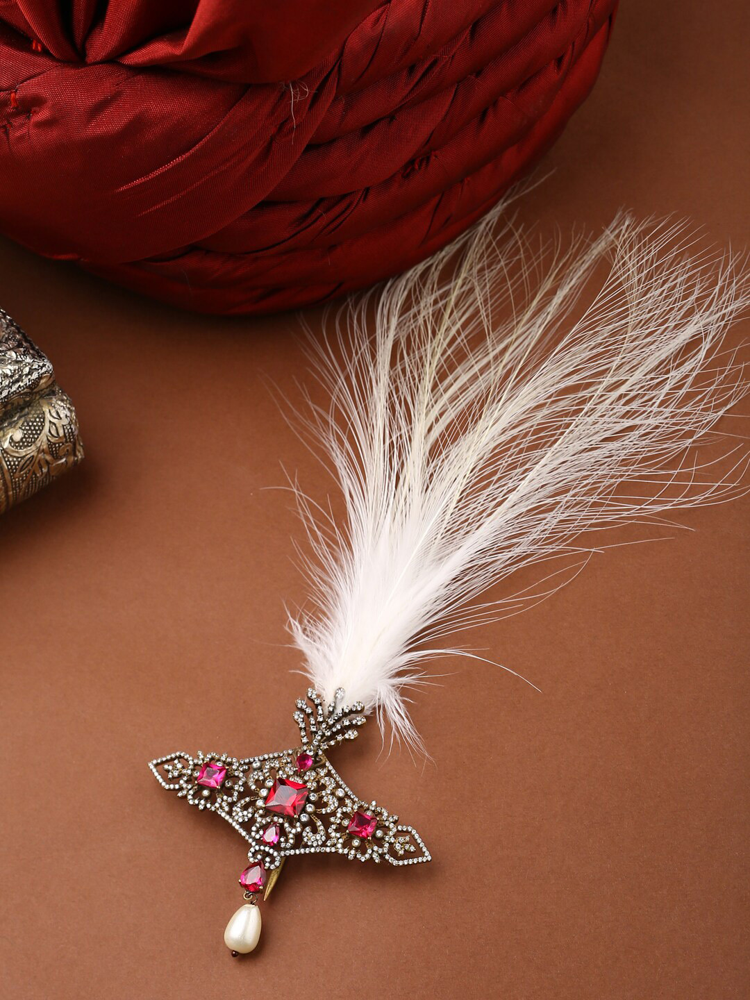 COSA NOSTRAA Men Gold-Toned & Pink Stone-Studded & Beaded Maharaja Kalangi