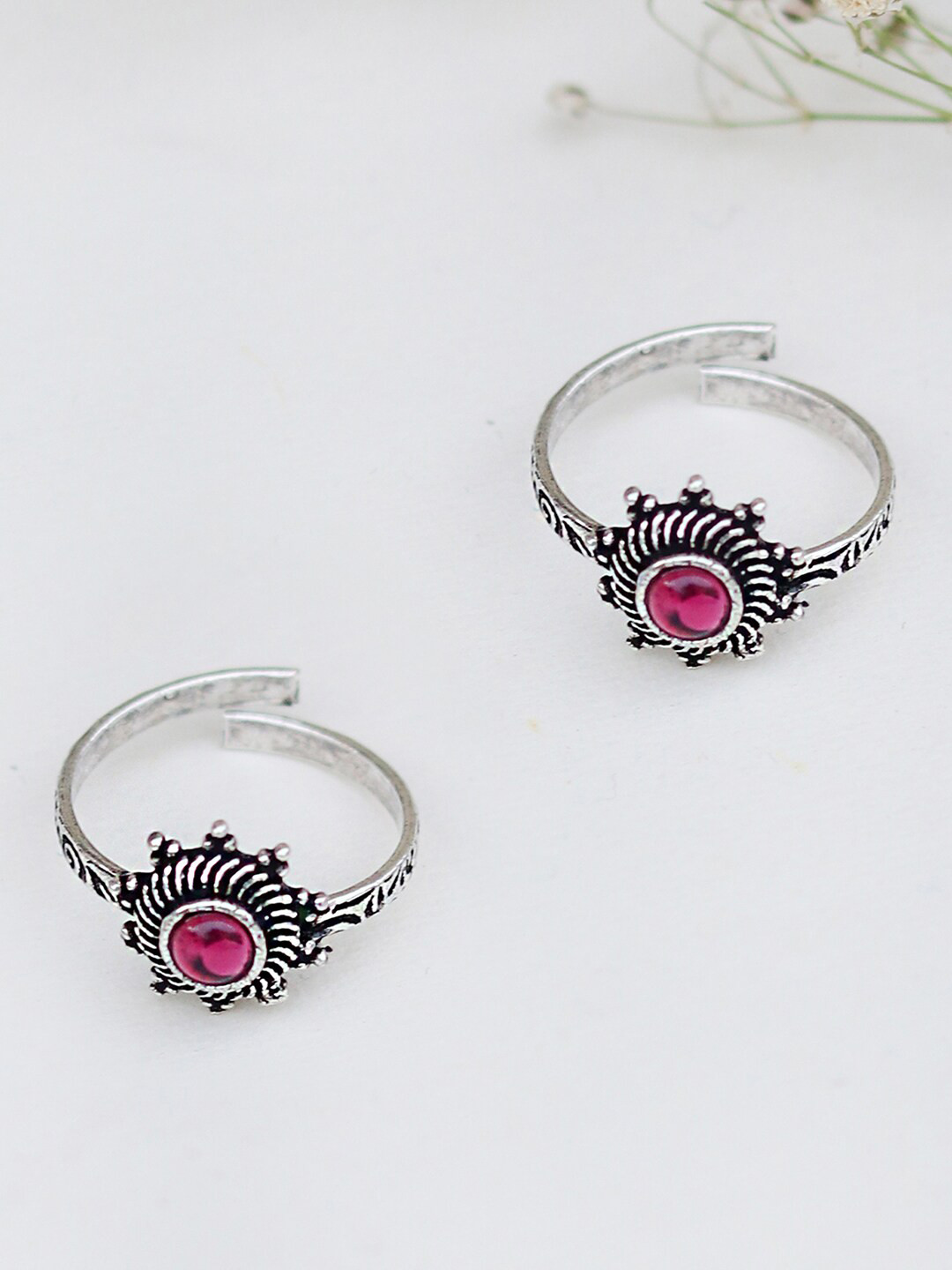 TEEJH Set Of 2 Oxidised Silver-Plated Pink Stone-Studded Toe Rings